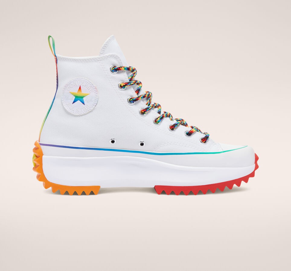 pride-run-star-hike-2021-converse-1623026108.jpg