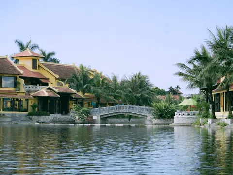 “Đa tầng trải nghiệm” với không gian tiệc cuối năm đặc sắc tại Emeralda Resort Tam Cốc