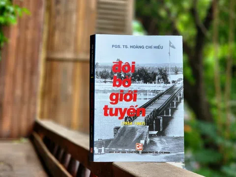 Giới thiệu tác phẩm “Đôi bờ giới tuyến (1954-1967)” của PGS. TS. Hoàng Chí Hiếu