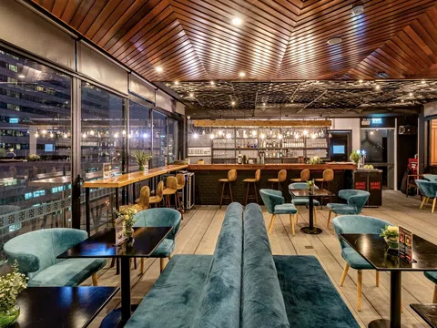 Bay Hotel Ho Chi Minh — điểm dừng chân lý tưởng nhất ngay trung tâm Quận 1