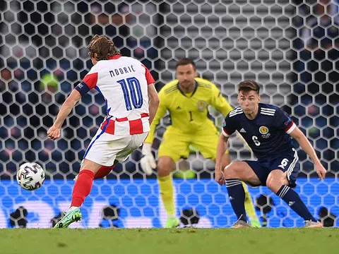 Video Croatia - Scotland: Siêu phẩm Modric, mãn nhãn 4 bàn